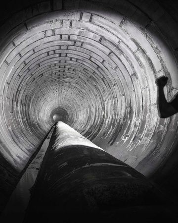 Latarka Nitecore EDC33 4000lm ręczna taktyczna z USB-C akumulatorowa