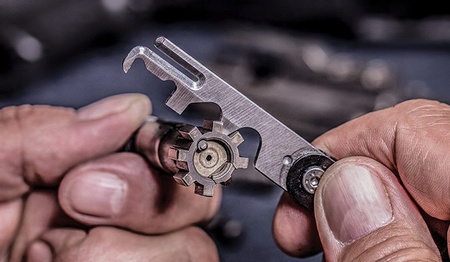 Narzędzie do czyszczenia broni skrobak Real Avid AR15 Scraper AVAR15S